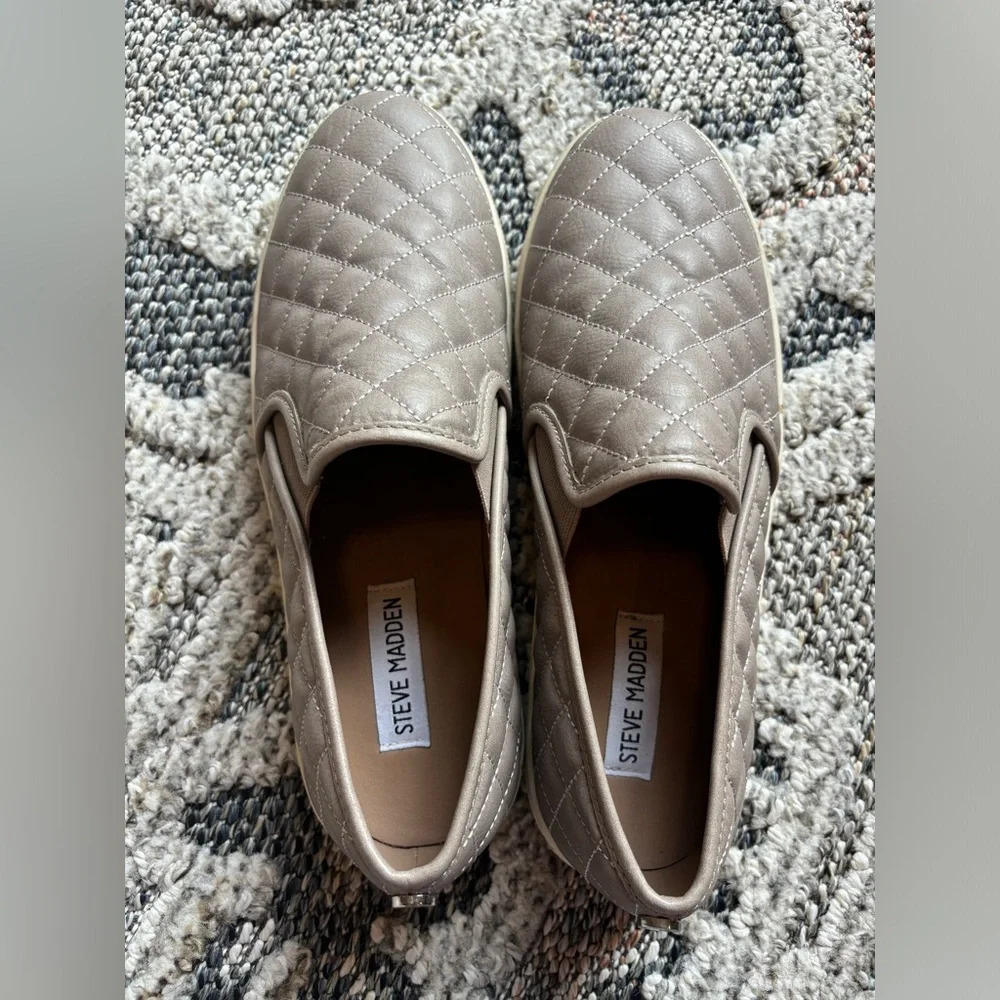 FINAL CHANCE!! Steve Madden Quilted Tan Slip-On Sneakers🐰